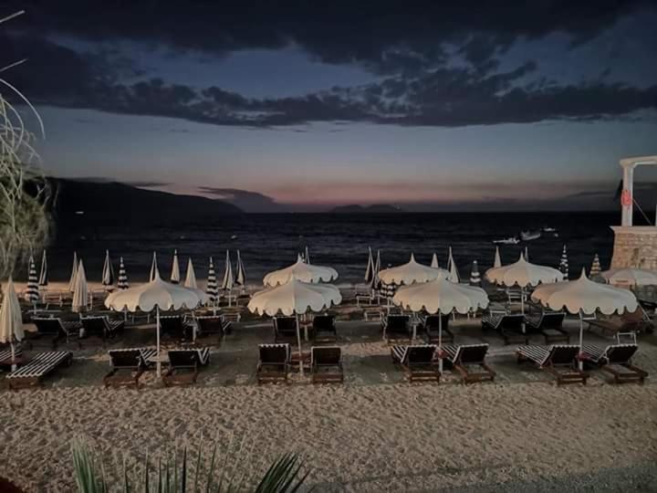Palmanova Beach Mardok Vlore Exterior photo
